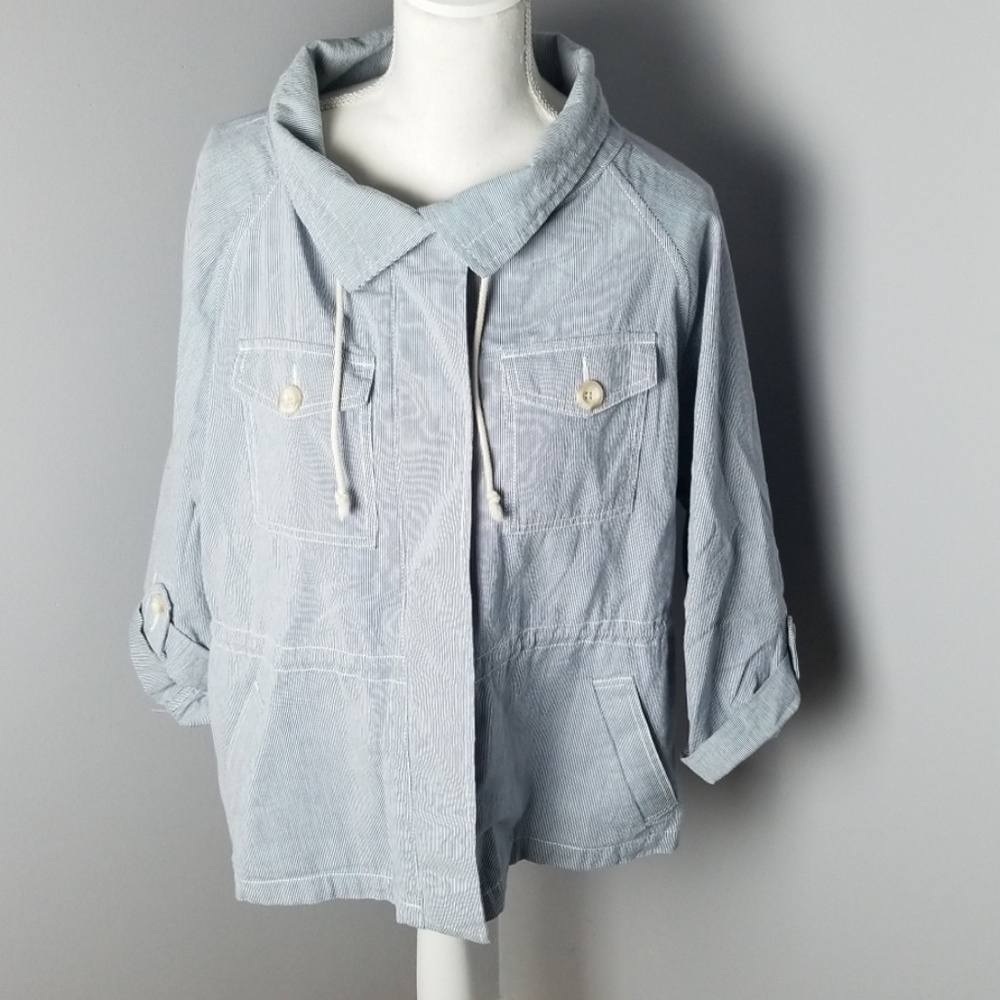 Gap Lightweight Jacket - image 3